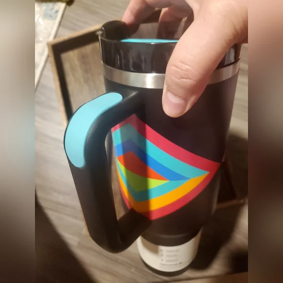 Stanley 40oz Hyper Geo Tumbler - Picture 5 of 14